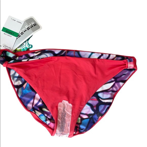 Becca by Rebecca Virtue Reversible Bikini Bottom Red/Multi Color NWT Size Large - Picture 4 of 8